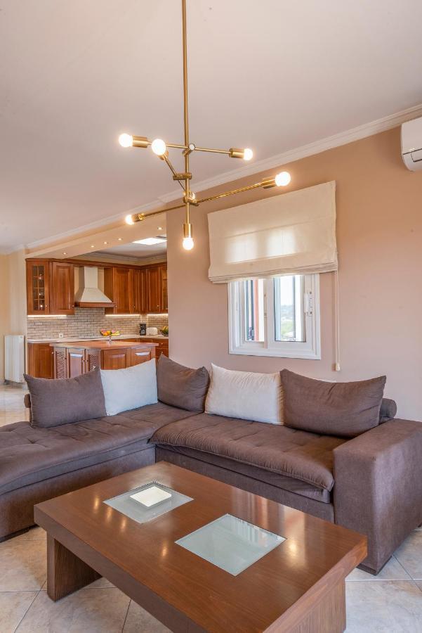 Hill House Apartament